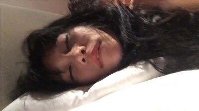 加班吃宵夜灌倒平时很骚的女同事旅馆开房嘴里说不要下面迎合鸡巴不停抖动表情享受.